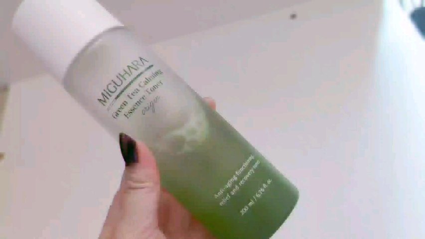 グリーンティー カーミング エッセンス トナー/MIGUHARA/化粧水を使ったクチコミ（2枚目）