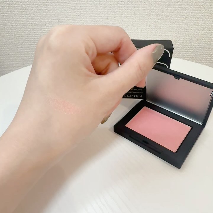 ブラッシュ N/NARS/パウダーチークを使ったクチコミ（2枚目）