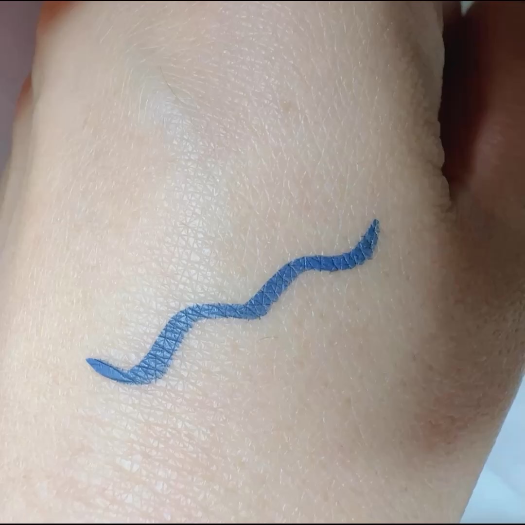 ダソダ プロフェッショナル リキッドアイライナー/DASODA/リキッドアイライナーの動画クチコミ1つ目