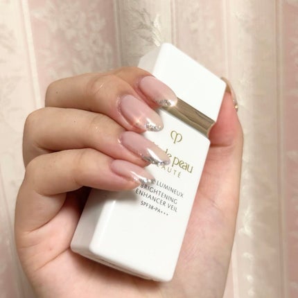 ジェルネイル(ライト対応)/セリア/ジェルネイルの人気ショート動画