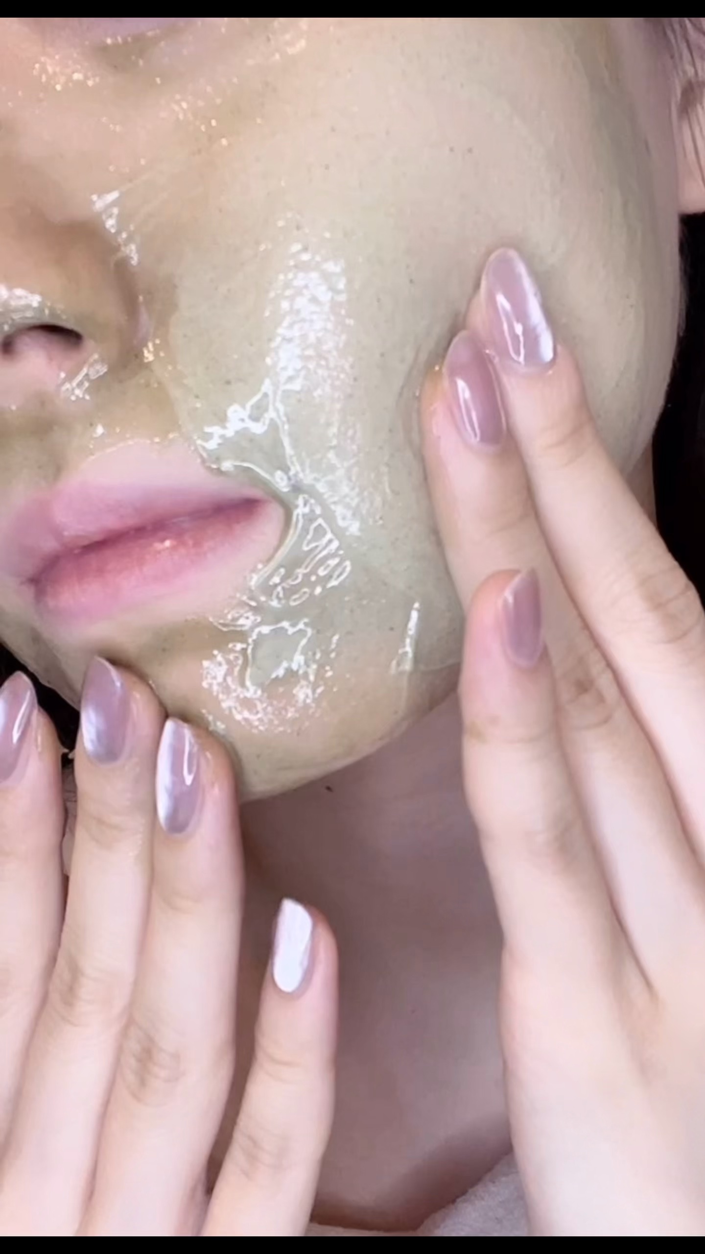 毛穴収縮できめ細やかな美肌へ🌿
⌒¨⌒¨⌒¨⌒¨⌒¨⌒¨⌒¨⌒¨⌒¨⌒¨⌒¨⌒¨
ODELOI 
オドロイ弱酸性毛穴収縮ニドソープ　120g

・柔らかいクリームタイプの洗顔料
・人体適応試験にて、4週間の使用で毛穴の開きにおける減少を感