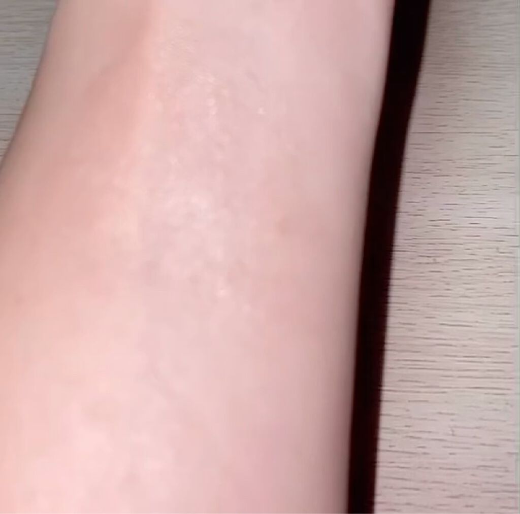 クリスタル グロウ ベース＆ハイライター/リンメル ロンドン/化粧下地を使ったクチコミ（2枚目）