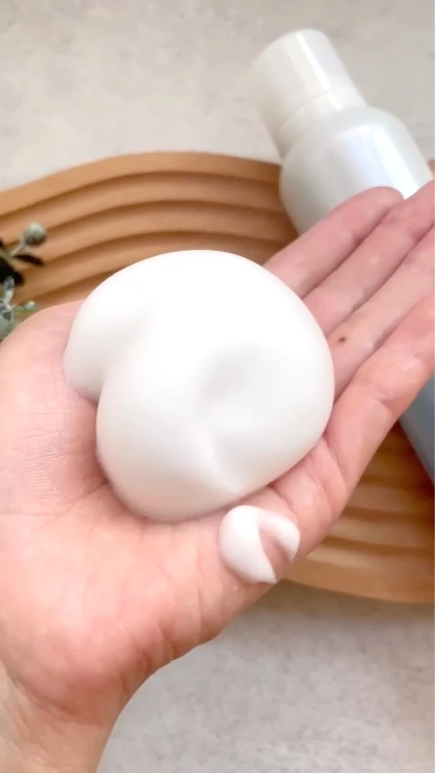 炭酸モイストスパシャンプー/HERBANIENCE/市販シャンプーを使ったクチコミ（3枚目）