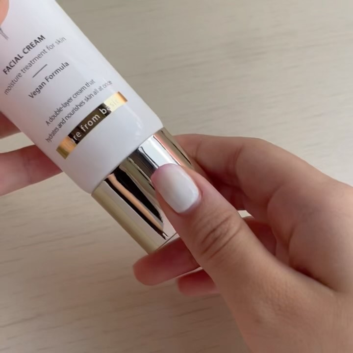 ダルバ ホワイトトリュフファーストスプレーセラム/ダルバ/ミスト状化粧水を使ったクチコミ（3枚目）