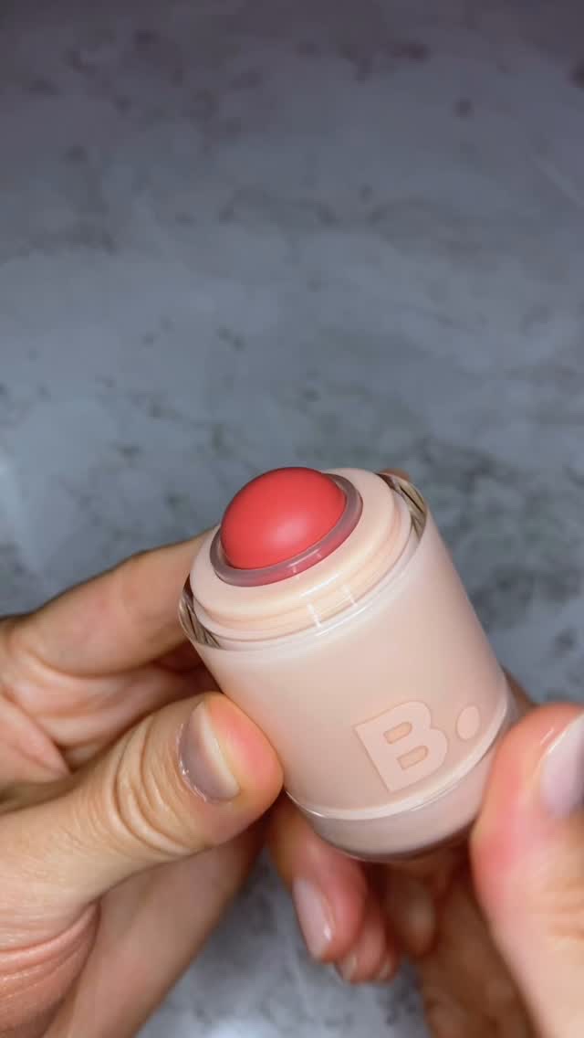 バニラコ ロマンティック ブラッシュ リップ＆チーク/BANILA CO/口紅を使ったクチコミ（1枚目）