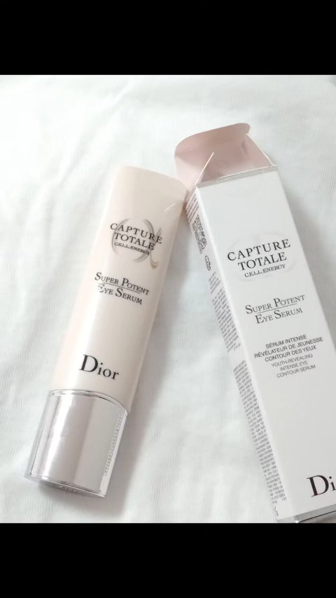 カプチュール トータル セル ENGY アイ セラム｜Diorの使い方を