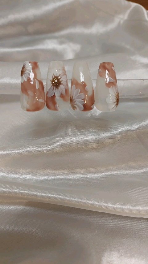 カラーEX　ライナーシリーズ/プリジェル/ジェルネイルの動画クチコミ2つ目