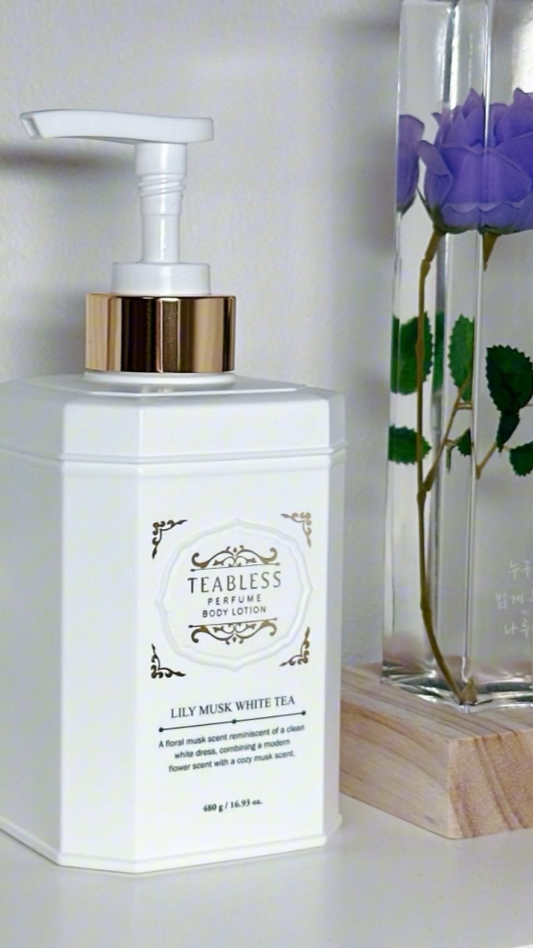パフュームボディローション リリィムスクホワイトティー/TEABLESS/ボディローションの人気ショート動画