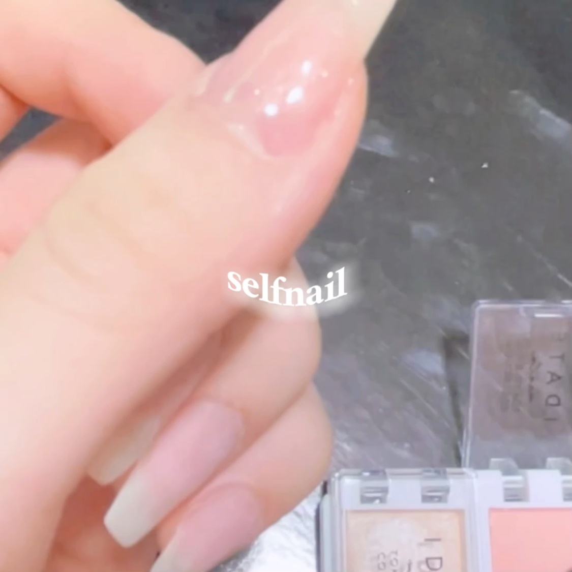 ジェルネイル/セリア/ジェルネイルの動画クチコミ3つ目