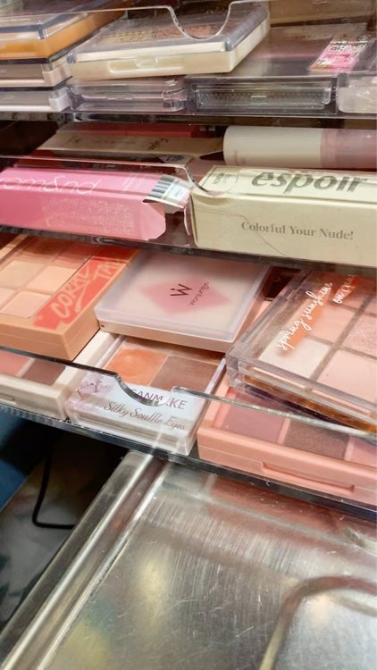 リサ・ラーソン♡クッションファンデマニア on LIPS 「#コスメ収納コンテスト..」(1枚目)