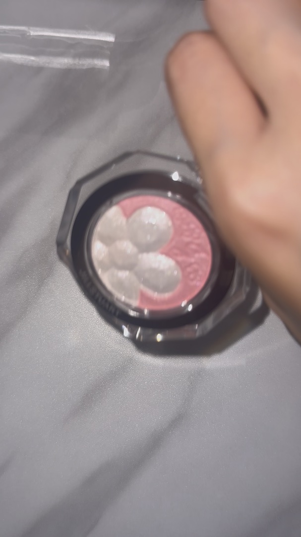 ジルスチュアート クリスタルブルーム ペタルクチュールアイズ デュオ/JILL STUART/アイシャドウパレットの動画クチコミ3つ目