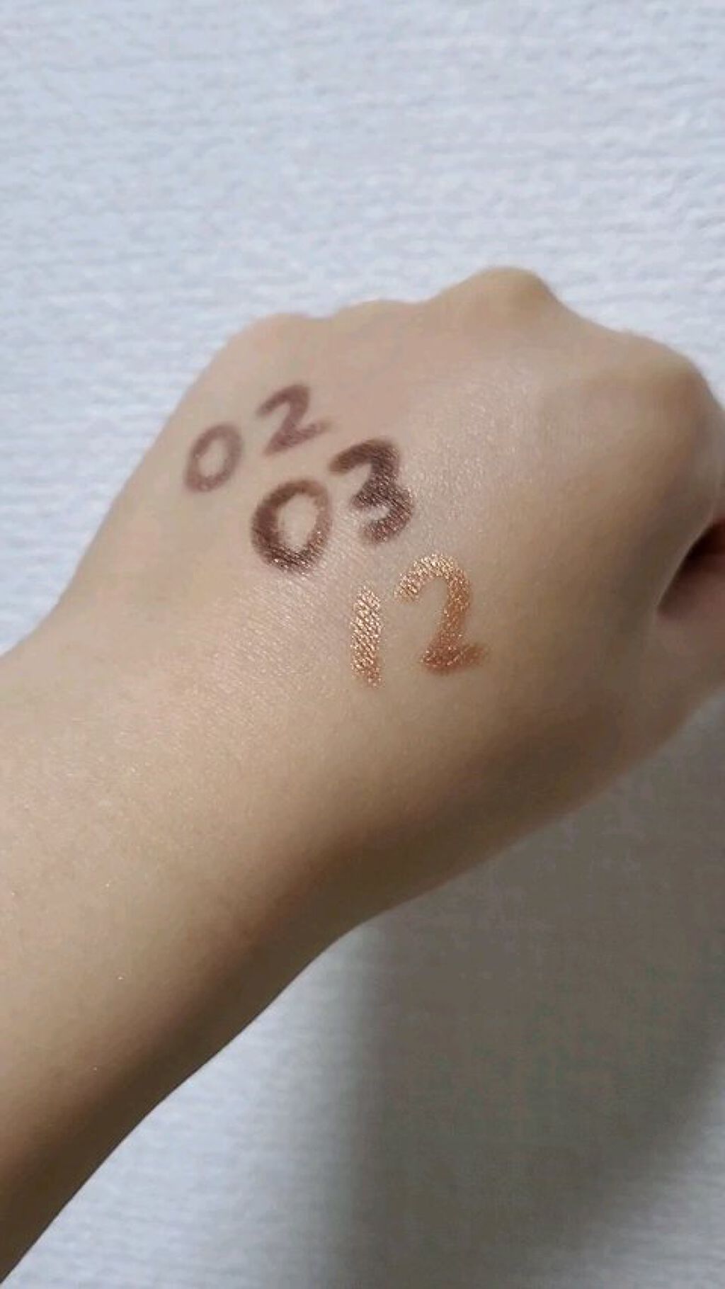 シマー アンド グロウ キャビアスティック トリオ /ローラ メルシエ/スティックアイシャドウを使ったクチコミ（2枚目）