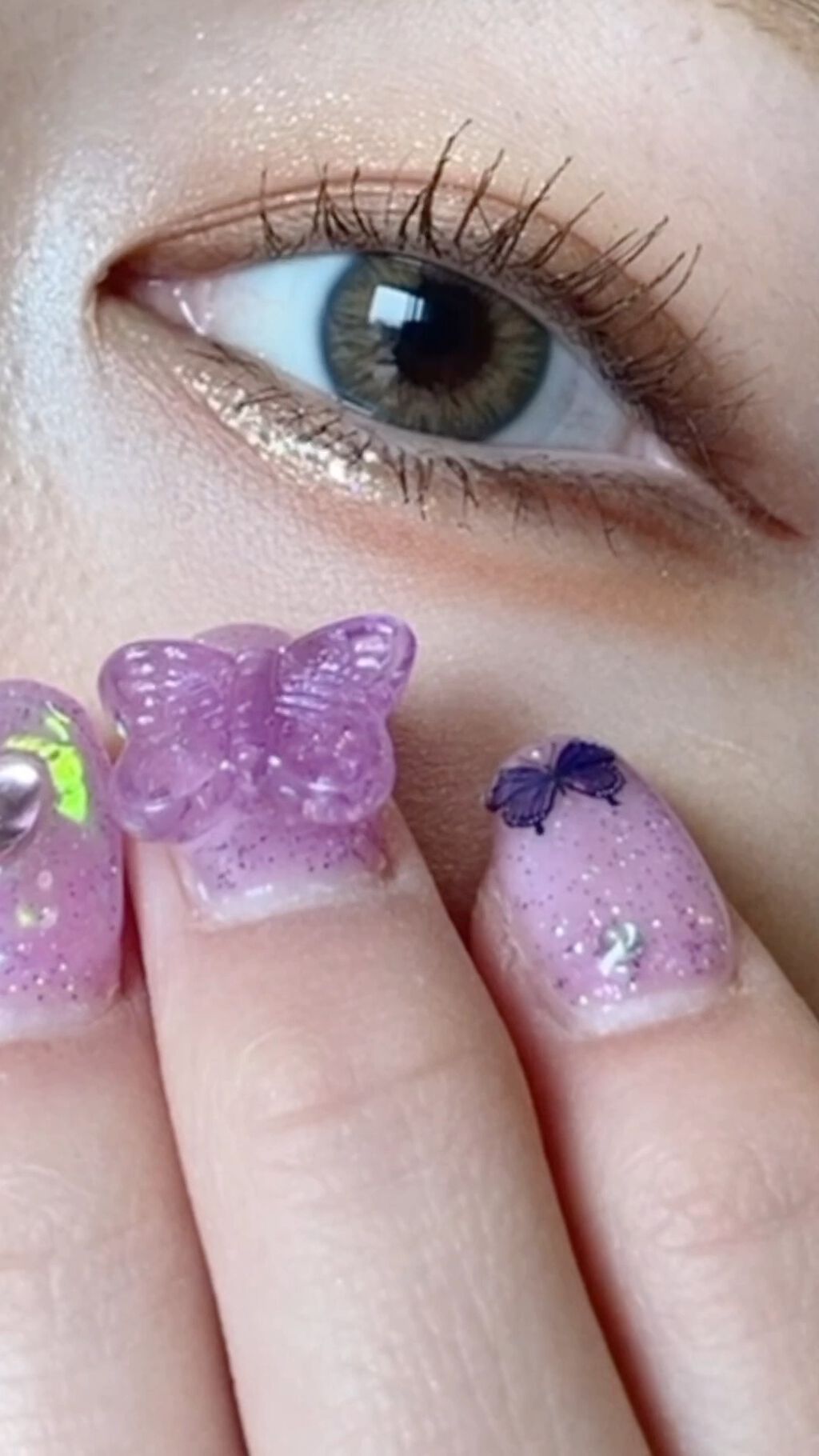 Hestia Olive/Gemhour lens/カラーコンタクトレンズの動画クチコミ3つ目