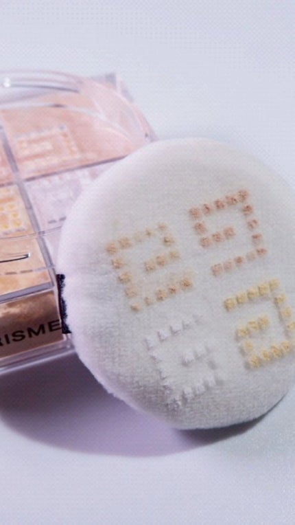 プリズム・リーブル/GIVENCHY/ルースパウダーの人気ショート動画