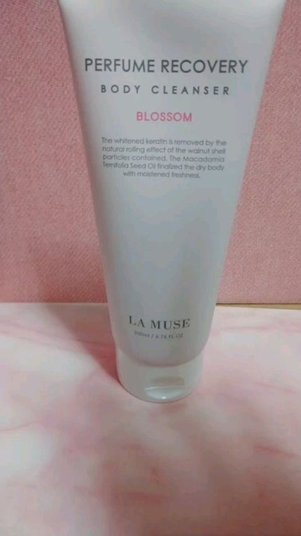 パフュームリカバリーボディクレンザーブロッサム/ラミューズ/ボディソープの人気ショート動画