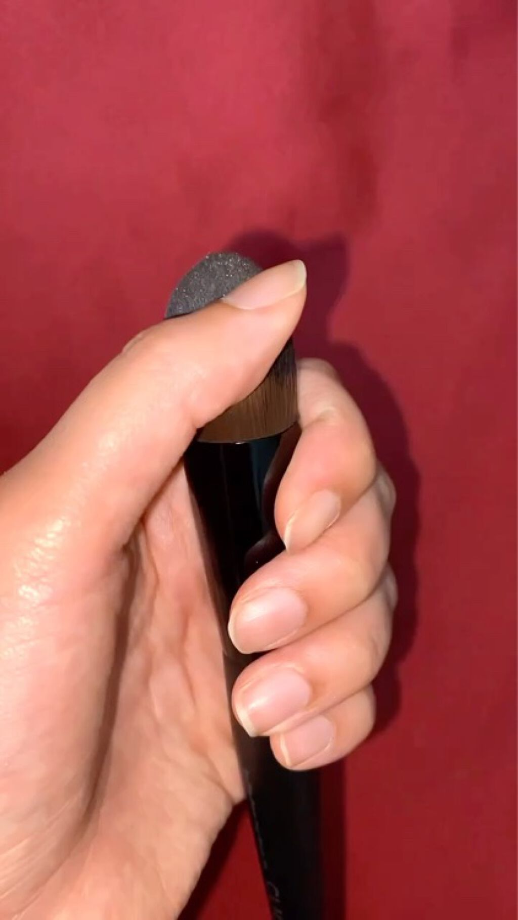 プロプレイプリズムフェイスブラシ204/CLIO/メイクブラシの動画クチコミ1つ目