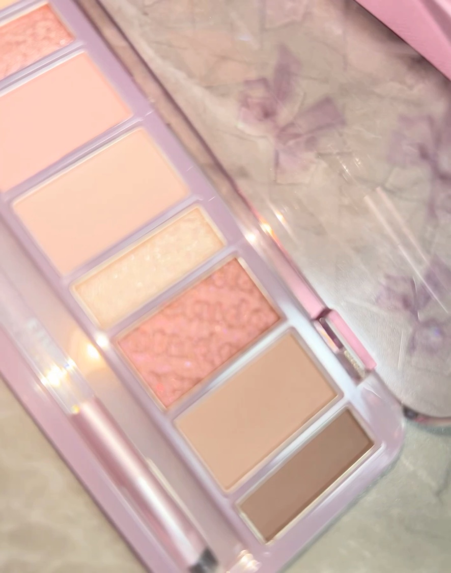 プレイカラー アイシャドウ/ETUDE/アイシャドウパレットの動画クチコミ2つ目