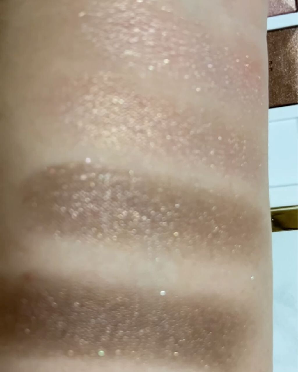 リップスティック D/PAUL & JOE BEAUTE/口紅の動画クチコミ1つ目