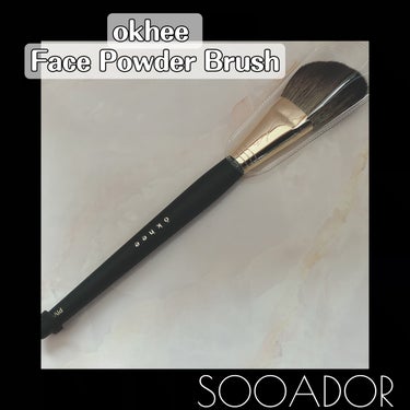 SOOA DOR OKHEE フェイスパウダーブラシのクチコミ「SOOADOR

OKHEE フェイスパウダーブラシ

フェイスパウダーブラシは、斜めカッとに.....」（1枚目）