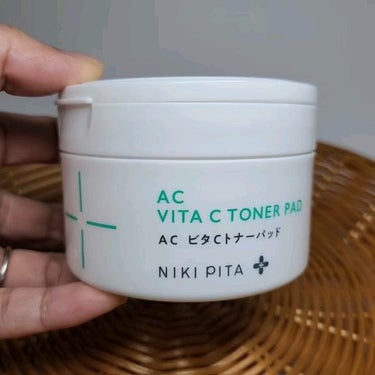 AC CICA ビタCトナーパッド/NIKI PITA/拭き取り化粧水の動画クチコミ1つ目