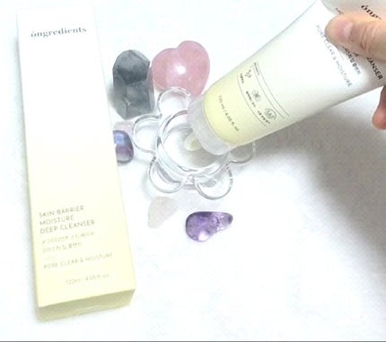 スキンバリアモイスチャーディープクレンザー /Ongredients/洗顔フォームを使ったクチコミ(3枚目)