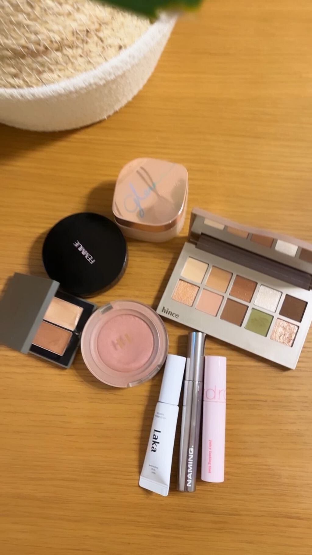 エバーグロウクッション SPF25 PA++/FEMMUE/クッションファンデーションの動画クチコミ4つ目