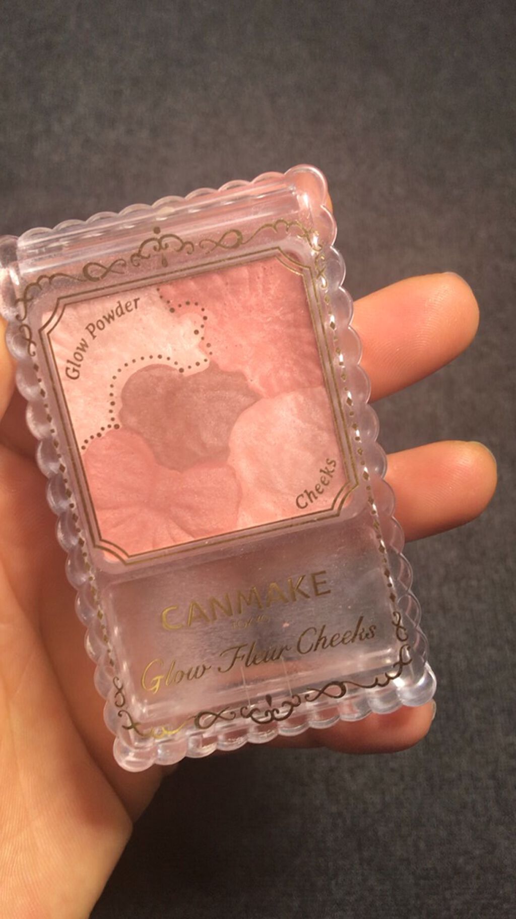 グロウフルールチークス/キャンメイク/パウダーチークを使ったクチコミ（1枚目）