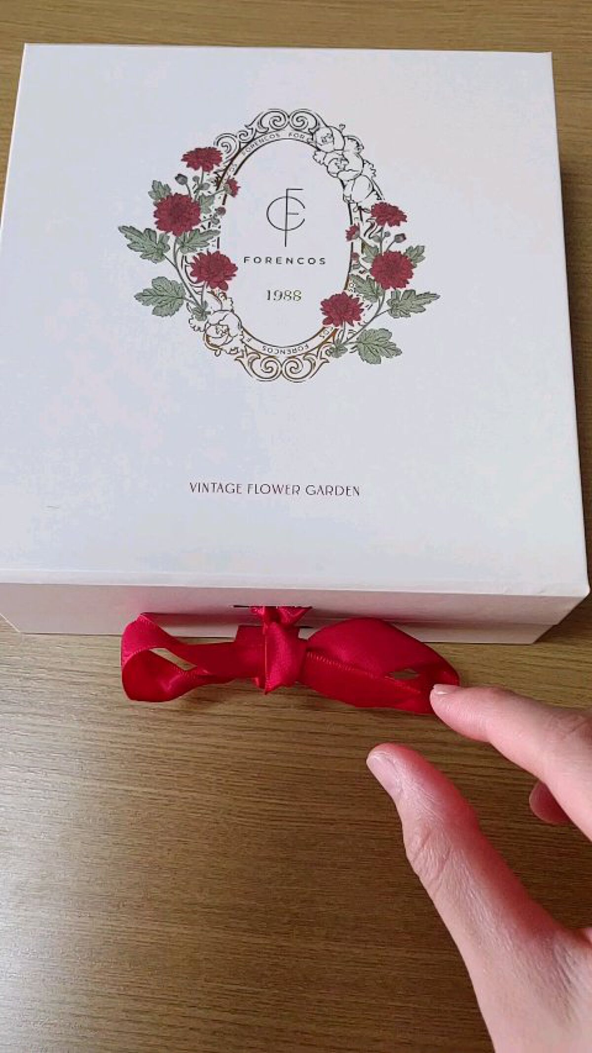 ヴィンテージフラワーガーデンセット/フォレンコス/メイクアップキットを使ったクチコミ（1枚目）