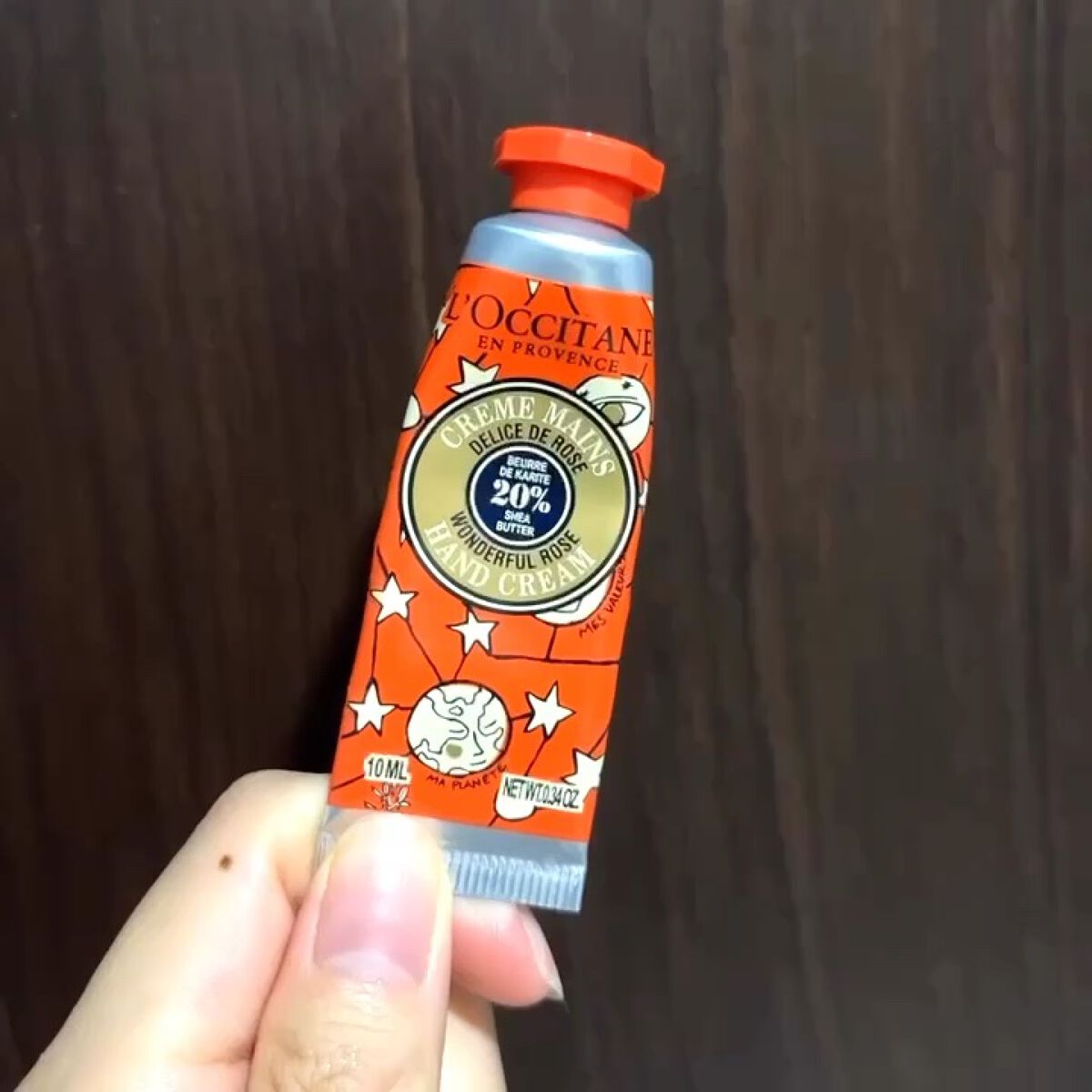 ジョイフルスター シア ハンドクリーム（ローズ）/L'OCCITANE/ハンドクリームの動画クチコミ2つ目