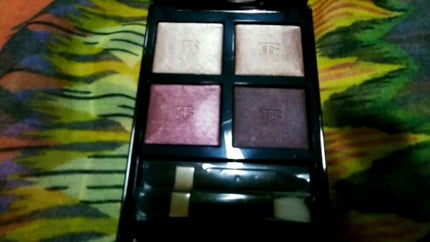 アイ カラー クォード/TOM FORD BEAUTY/アイシャドウパレットの人気ショート動画