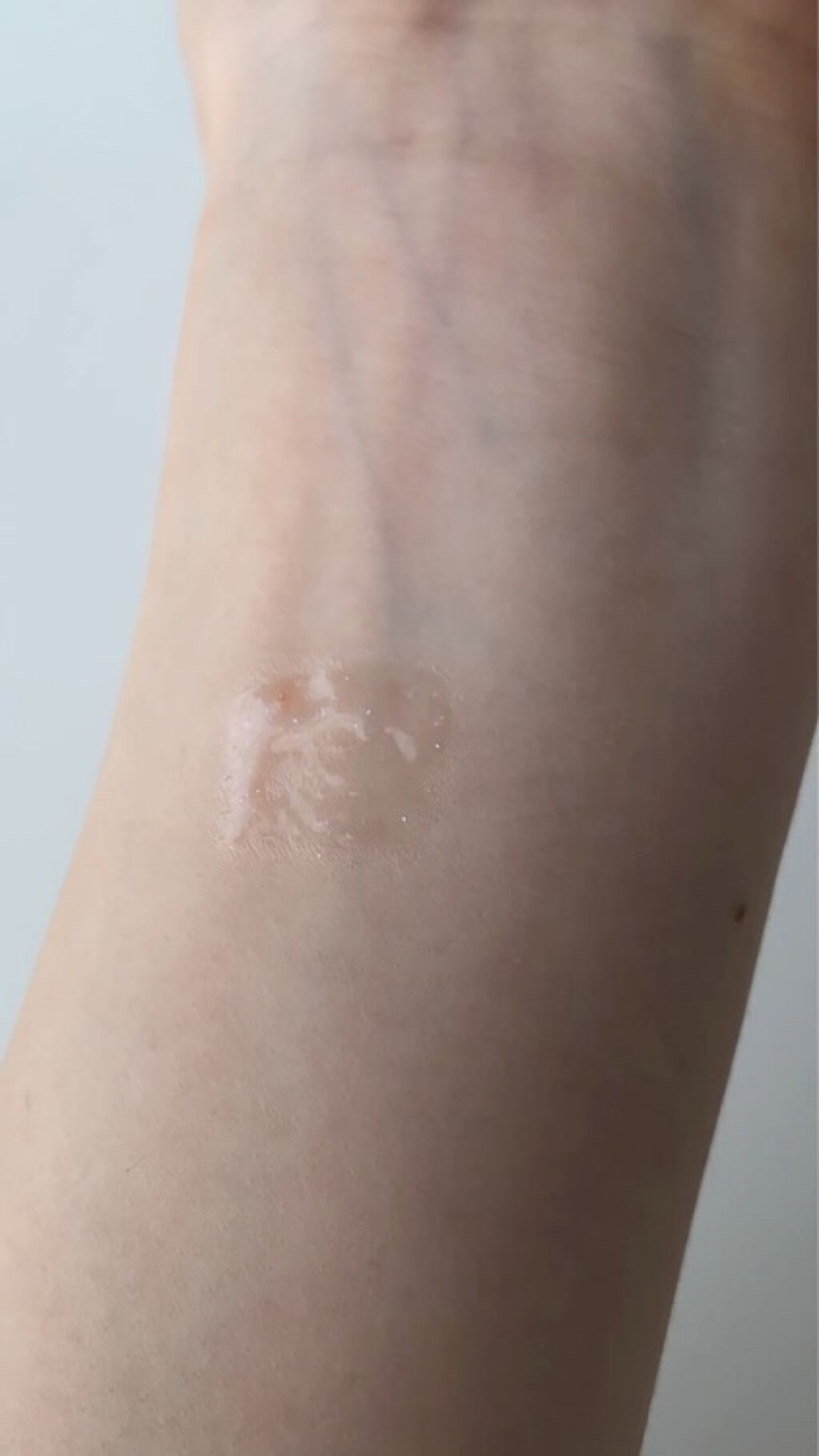 グラスティングウォーターグロス/rom&nd/リップグロスを使ったクチコミ（3枚目）