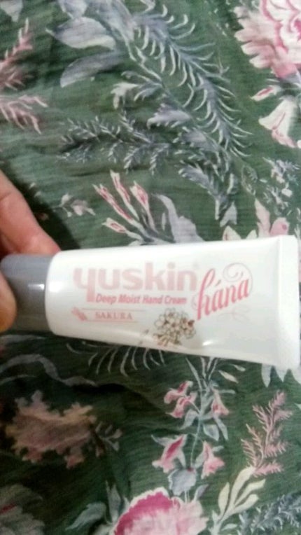 ハンドクリーム サクラ/ユースキンhana/ハンドクリームの動画クチコミ1つ目
