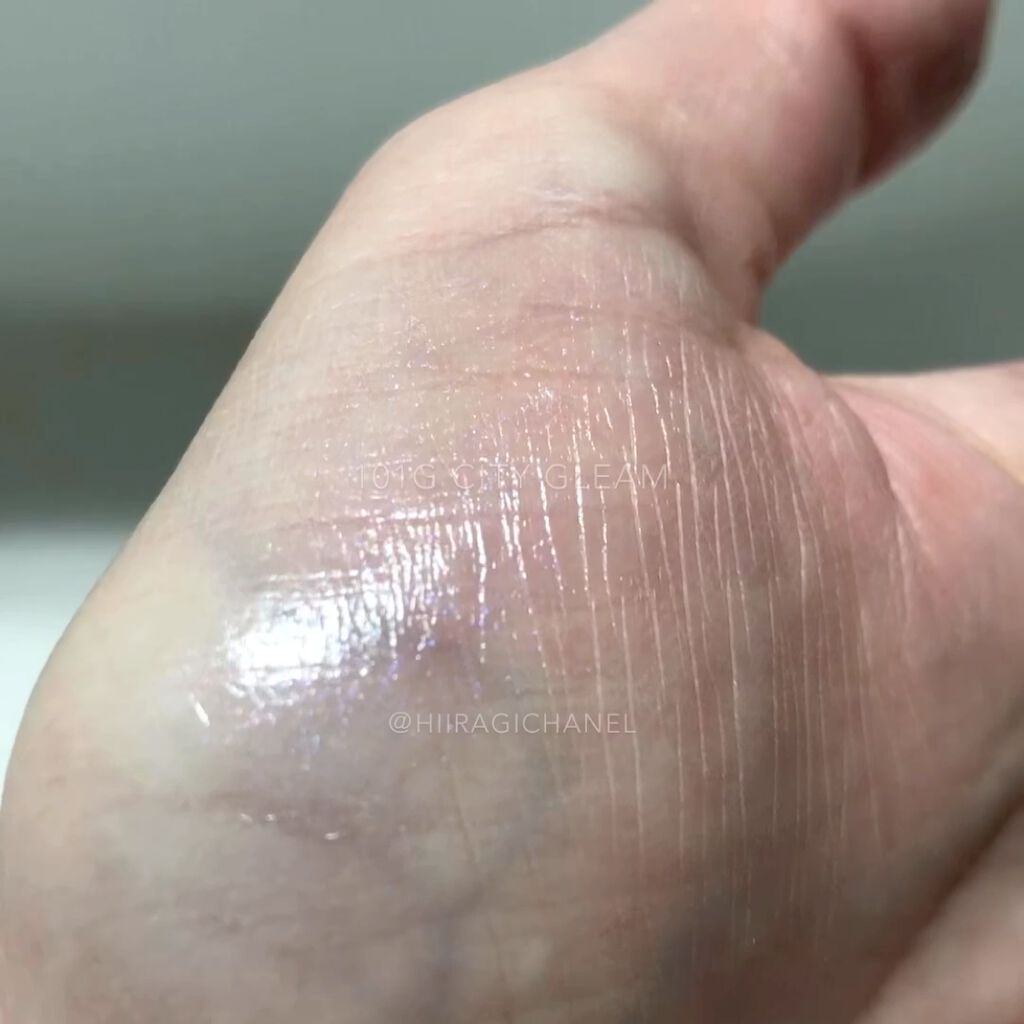 ザ グロウ スティック “イリディセント ユーフォリア”/ADDICTION/スティックハイライトの動画クチコミ2つ目