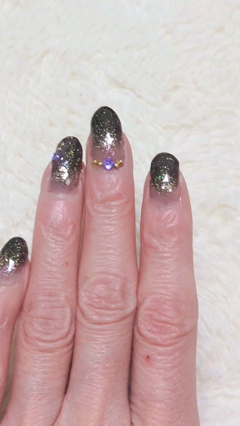 ネイルホリック Jungle Glitter/ネイルホリック/マニキュアの動画クチコミ2つ目