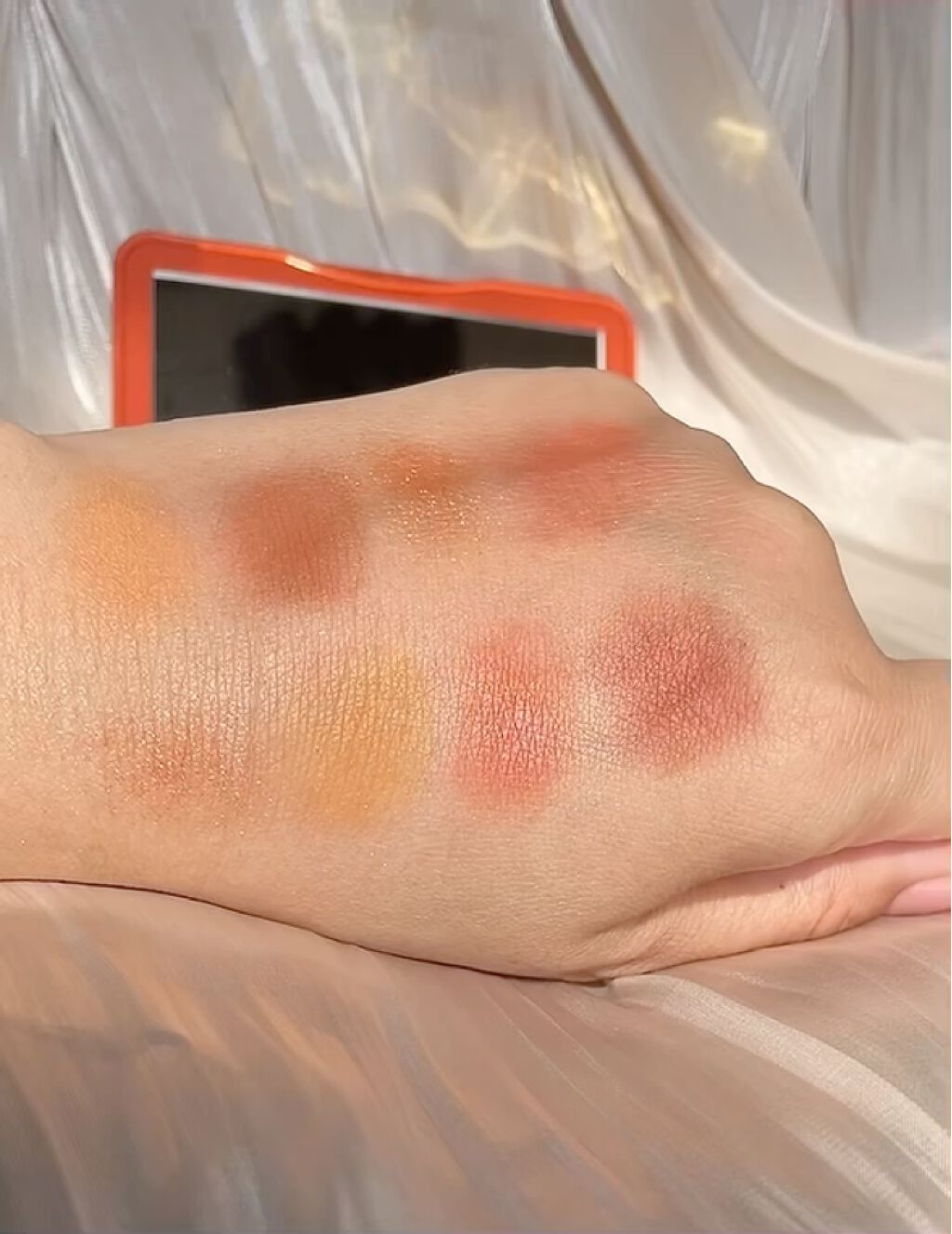 ライト マイ ファイヤー ミニ アイシャドウ パレット/Too Faced/アイシャドウパレットの動画クチコミ4つ目