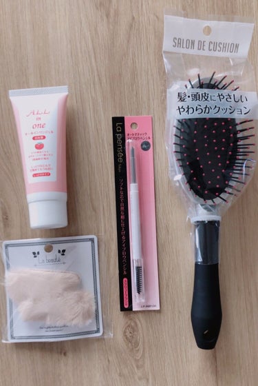 フェイクファーバナナクリップ/キャンドゥ/ヘアケアグッズを使ったクチコミ（1枚目）