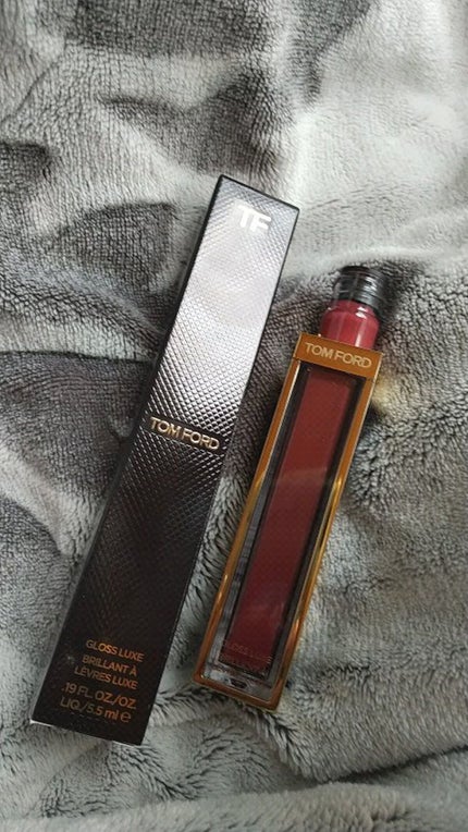 グロス リュクス/TOM FORD BEAUTY/リップグロスの人気ショート動画