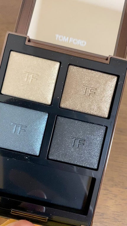 アイ カラー クォード/TOM FORD BEAUTY/アイシャドウパレットの人気ショート動画