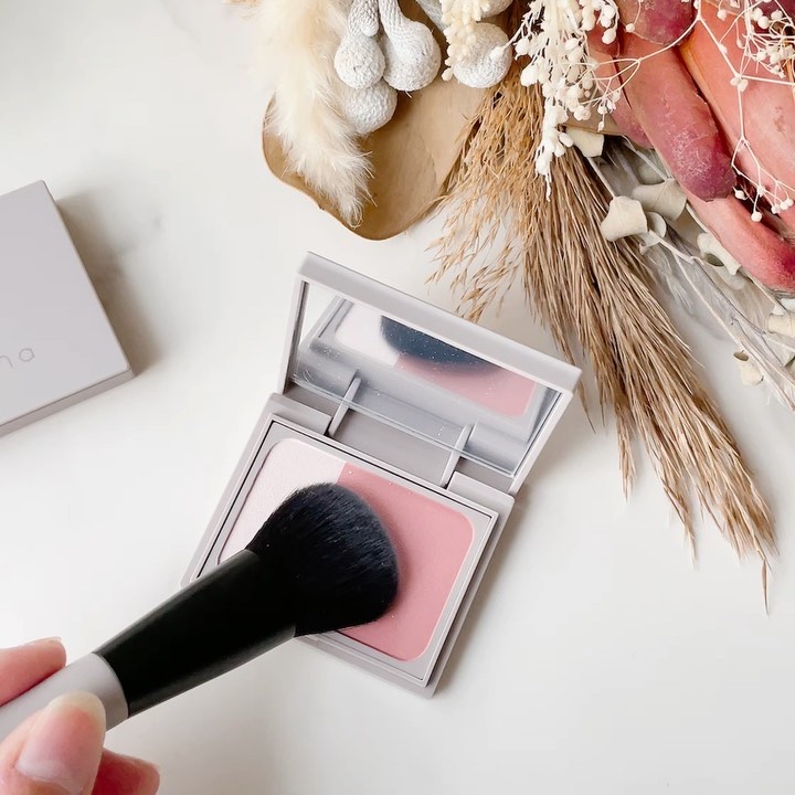 シアーブラッシュ /rafuna/パウダーチークの動画クチコミ4つ目