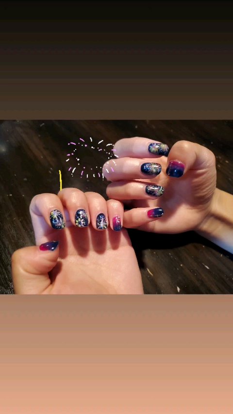 #プチプラネイル,#夏ネイル,#花火ネイル,#海映えラメネイルのネイルデザイン