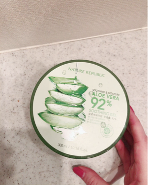 マイルド＆モイスチャーアロエジェル/ネイチャーリパブリック/ボディローションを使ったクチコミ（2枚目）