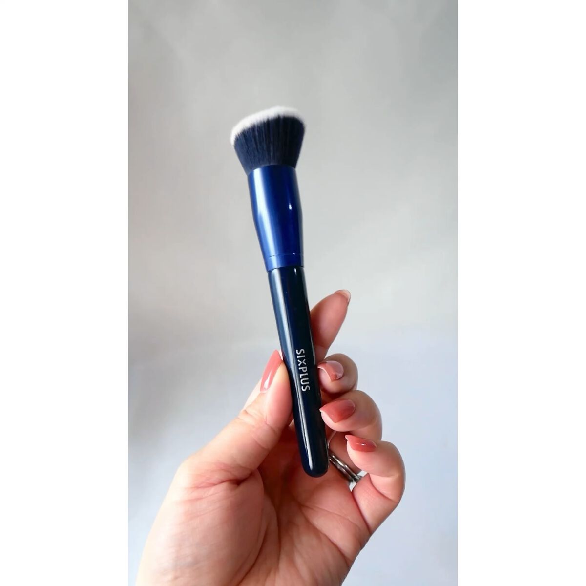 SIXPLUS ファンデーションブラシ・コンシーラーブラシセット/SIXPLUS/メイクブラシの動画クチコミ4つ目