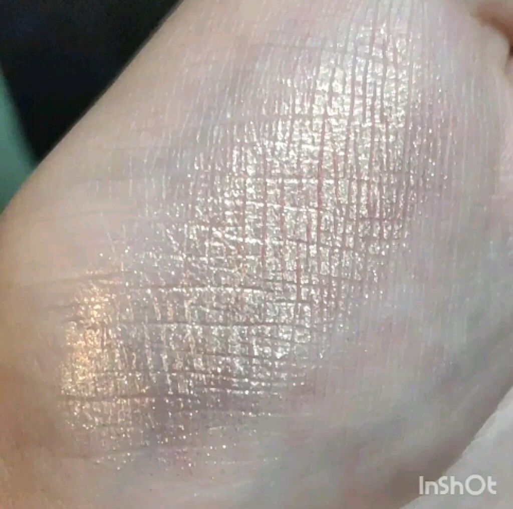 ピグメント/M・A・C/単色アイシャドウを使ったクチコミ（3枚目）