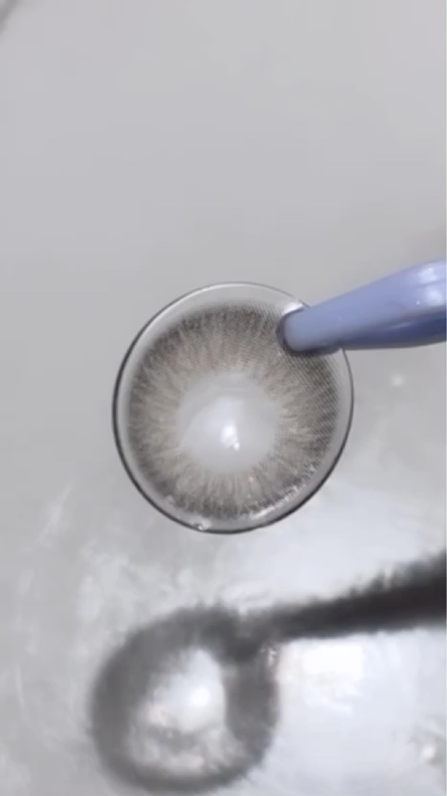 Vivid Muse/WLENS/ワンデー（１DAY）カラコンを使ったクチコミ（3枚目）