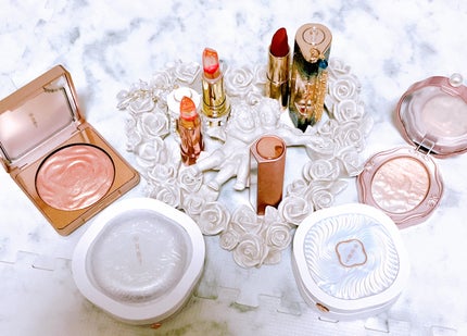 百花同心錠 彫刻リップ/花西子/口紅の人気ショート動画