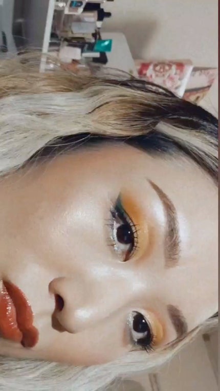 UR GLAM BLOOMING EYE COLOR PALETTE/U R GLAM/アイシャドウパレットの人気ショート動画