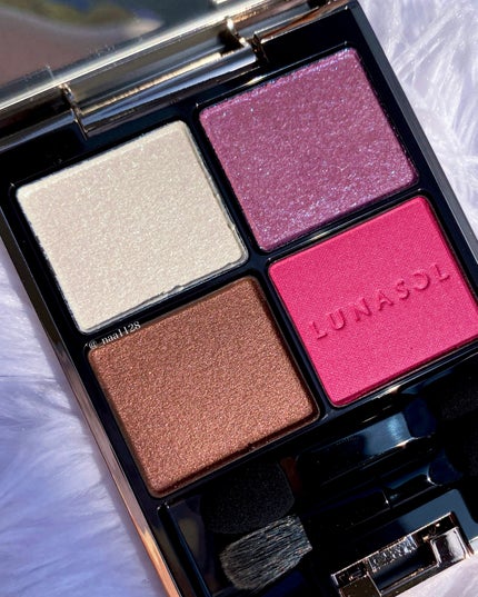 アイカラーレーション/LUNASOL/アイシャドウパレットの人気ショート動画