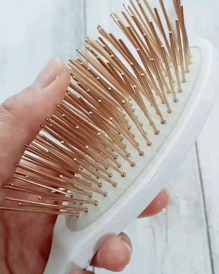 プレミアム FOXカッサ ヘアブラシ/SNOW FOX SKINCARE/ヘアブラシを使ったクチコミ(4枚目)