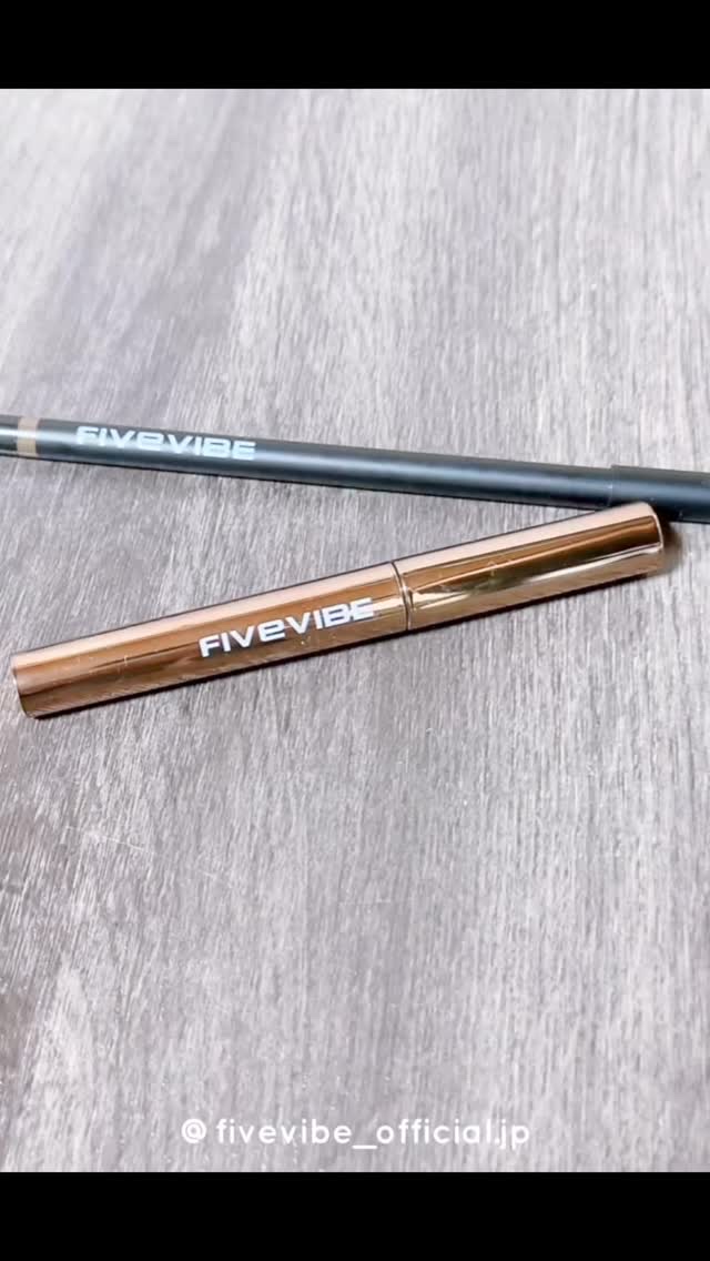 ♡
♡
♡

#PR

【FIVE VIBE】
「エクストラ スリム カールアップ マスカラ（2.5g）」

🤎  ブラウン（BROWN）

@fivevibe_official.jp

極細ブラシで、
根元から毛先までスッと伸びて、
繊