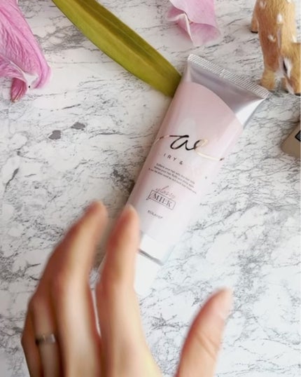 グロッシーヘアミルクジェリー/エアリー&イージー/ヘアミルクを使ったクチコミ(2枚目)